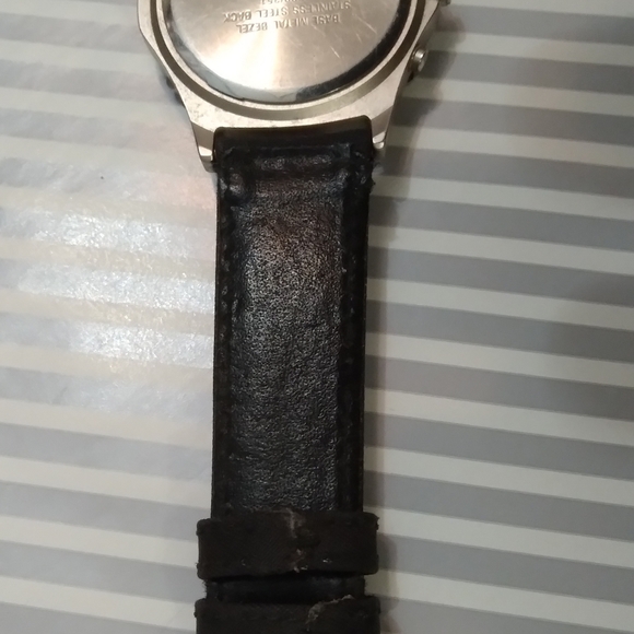 Rare Vintage Armitron Tazmanian Devil Stainless Steel Watch 1997 Warner Bros - Picture 8 of 9